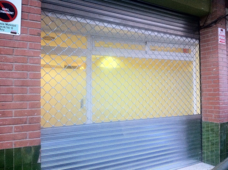 persianasbarcelona - instalacion cerraduras suelo para persianas metalicas barcelona