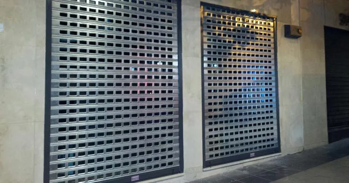 Instalacion de Persianas para Locales Comerciales - Persianas Vilassar de Dalt - Instalación Reparación y Motorización