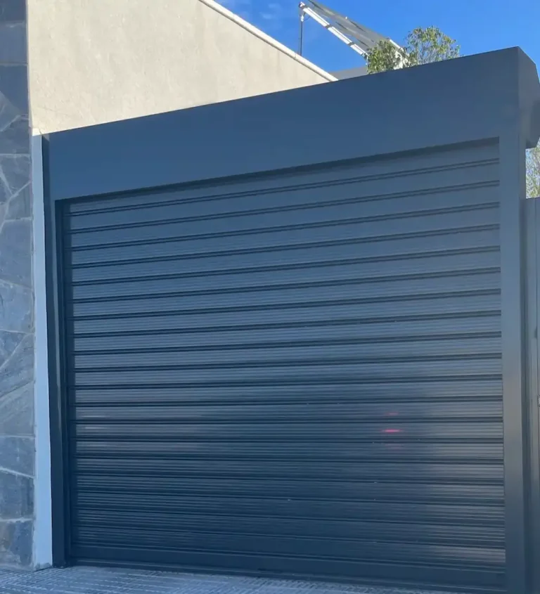 Cual es el mejor servicio de instalacion de persianas metalicas en Barcelona - &iquest;Cu&aacute;l es el mejor servicio de instalaci&oacute;n de persianas met&aacute;licas en Barcelona?