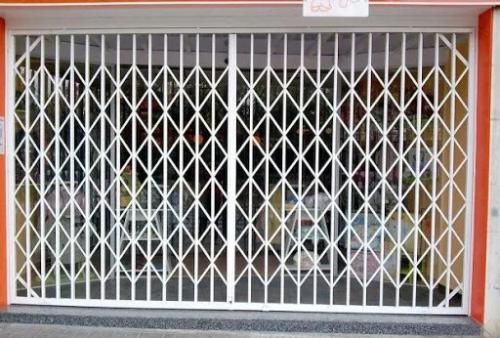 rejas para puertas 2020.jpg - Rejas de Ballesta Barcelona para Ventanas y Puertas