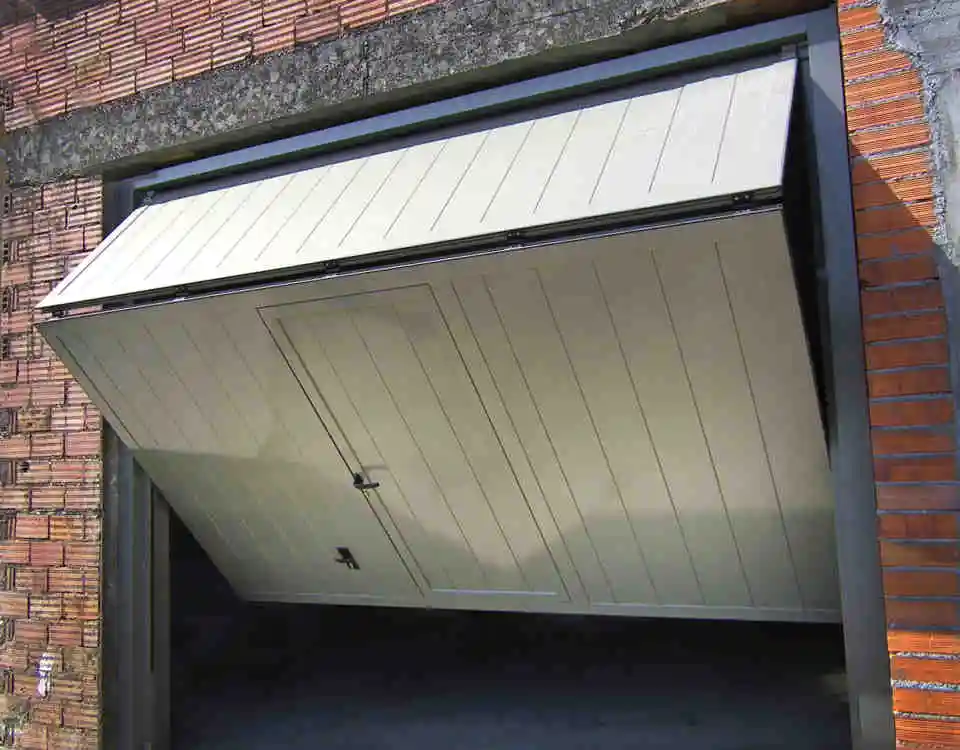 puerta basculante 960x750 - puertas de garaje basculantes automaticas